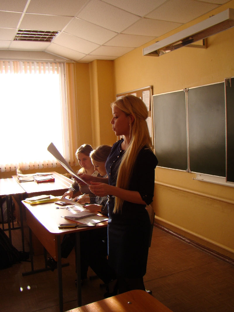 Студенты провели профориентационное мероприятие в школе № 12